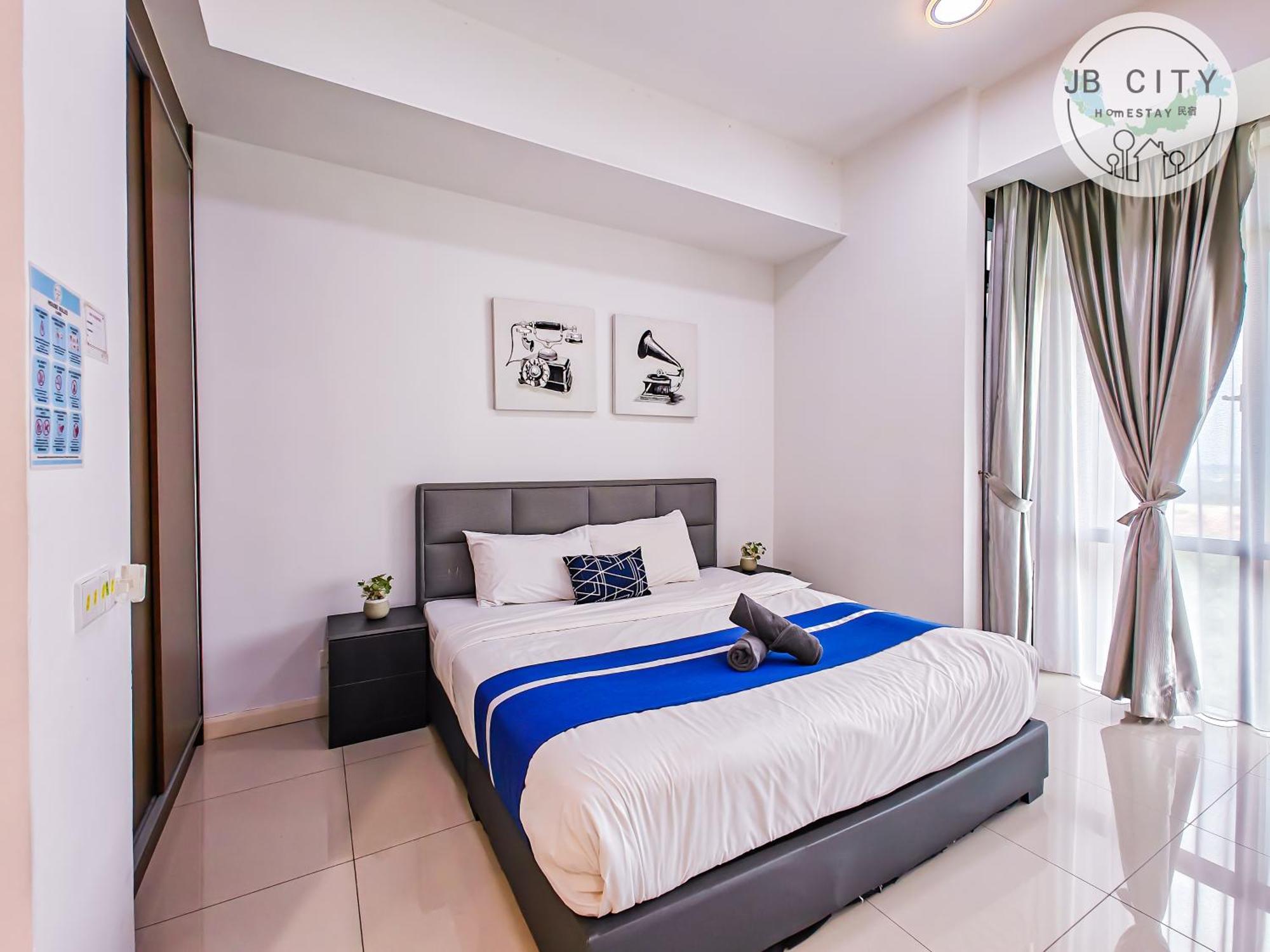 Grand Medini Suites By Rr Jbcity ヌサジャヤ エクステリア 写真