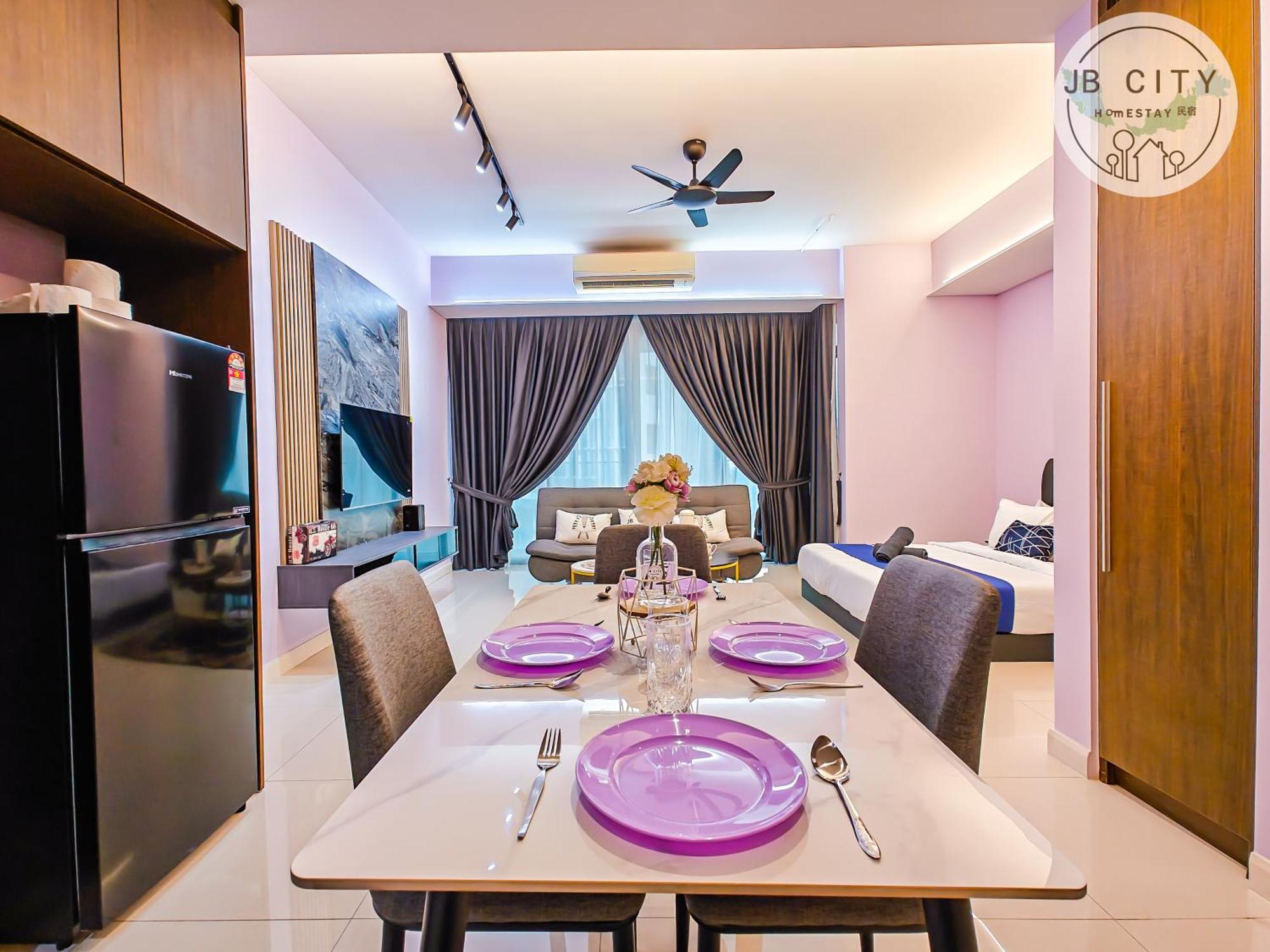 Grand Medini Suites By Rr Jbcity ヌサジャヤ エクステリア 写真